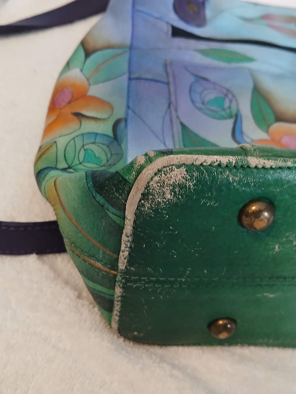 Anuschka Hand-Painted Floral Leather Crossbody Bag in Blue-Green - Picture 9 of 9